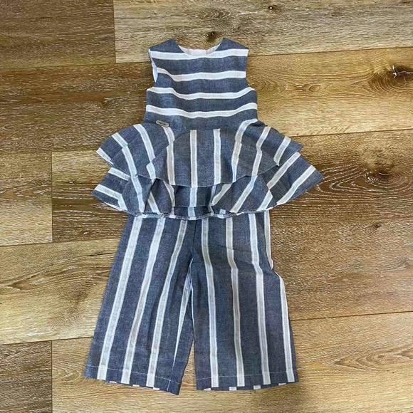 Striped two piece set for 4-5 years old sleeveless top and wide pants - Picture 1 of 3